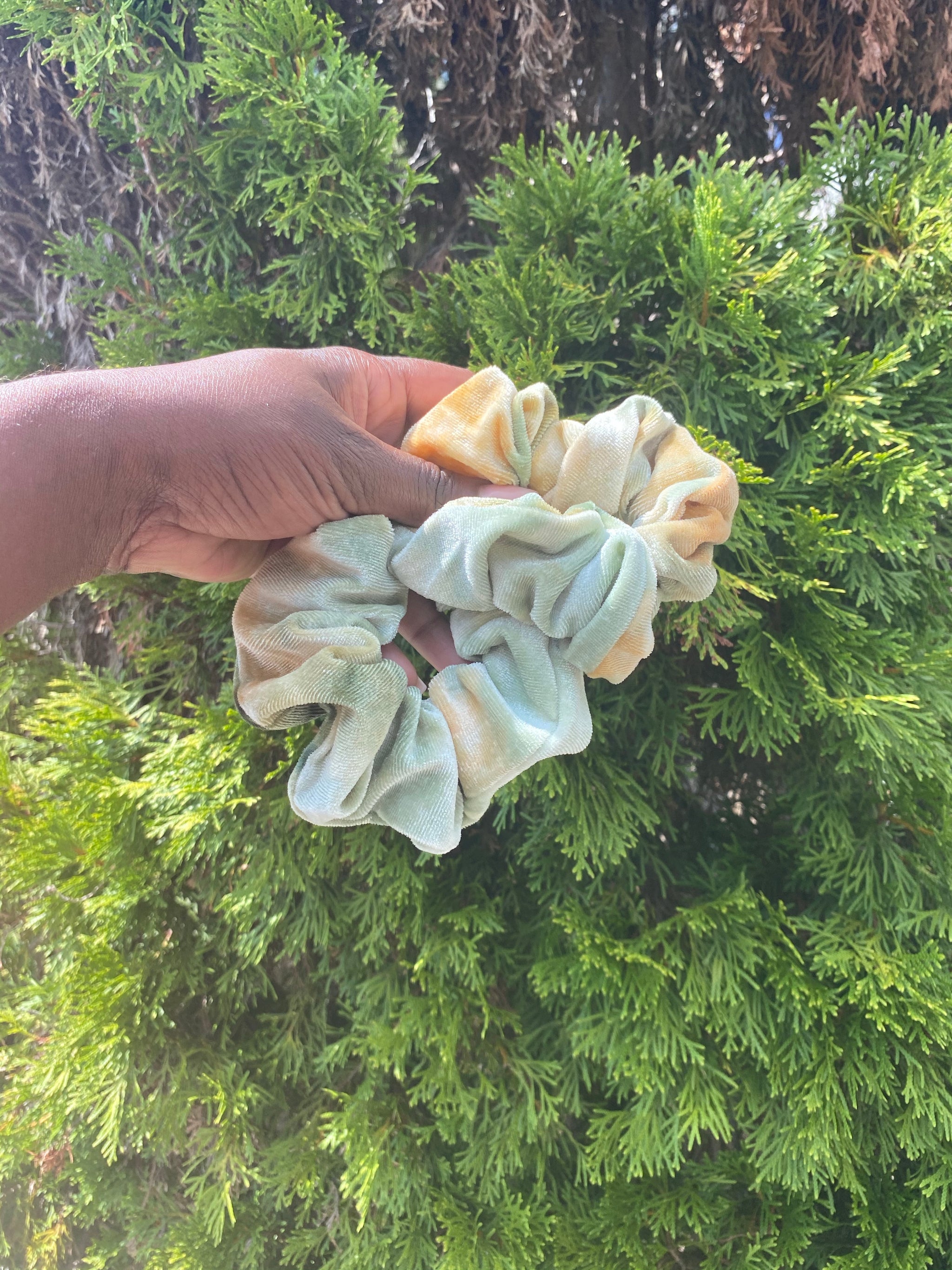 Tie Die Scrunchies *brown/green*